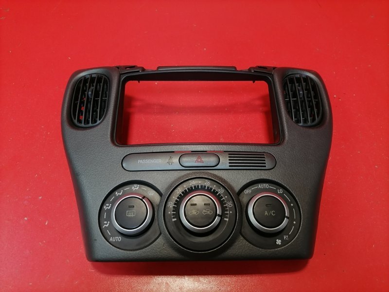Блок управления климатической установкой Toyota Funcargo NCP21 1NZ-FE 2002 (б/у)