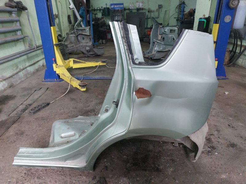 Крыло Nissan Note E11 HR15DE 2005 заднее левое (б/у)