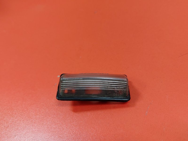 Подсветка номера Nissan Note E11 HR15DE 2005 задняя (б/у)