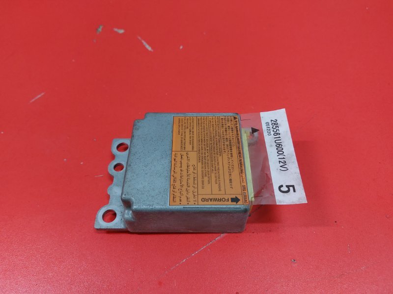 Блок управления airbag Nissan Note E11 HR15DE 2005 (б/у)