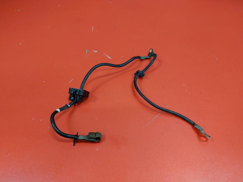 Провод аккумулятора Nissan Note E11 HR15DE 2005 (б/у)