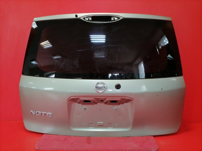 Дверь багажника Nissan Note E11 HR15DE 2005 (б/у)