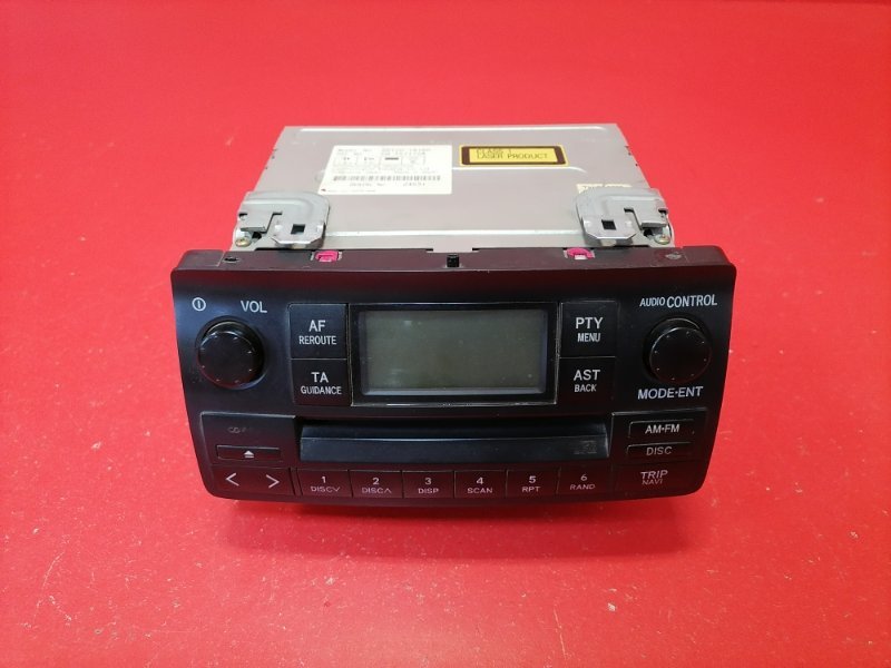 Магнитола Toyota Corolla ZZE121L 3ZZ-FE 2002 (б/у)