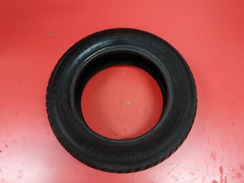 Шина шипованная 175/65R14 Yokohama Ice Guard IG35