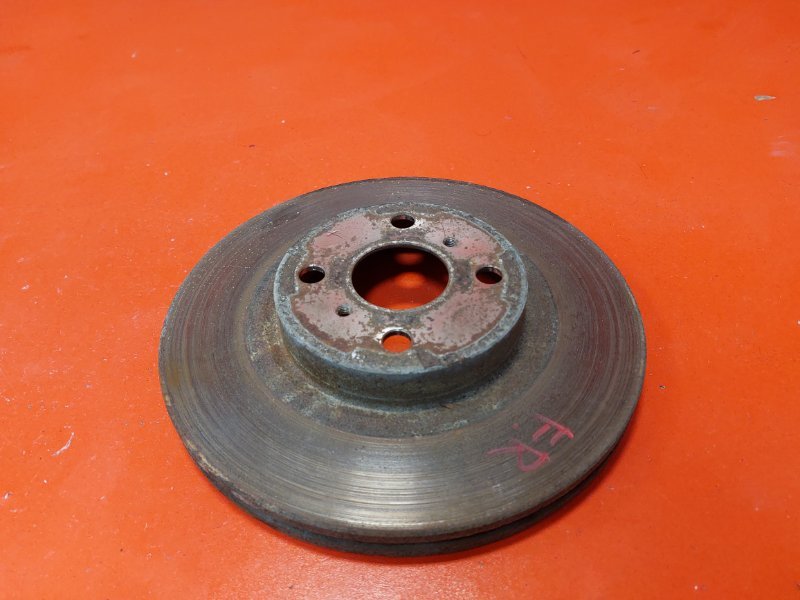 Тормозной диск Toyota Corolla Axio ZRE142 2ZR-FE 2006 передний (б/у)