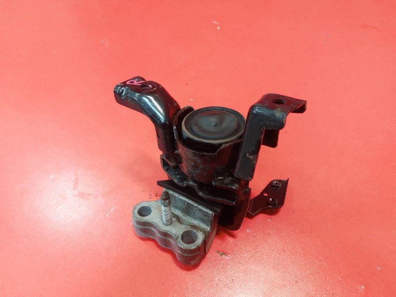Подушка двигателя Toyota Corolla Axio ZRE142 2ZR-FE 2006 правая (б/у)
