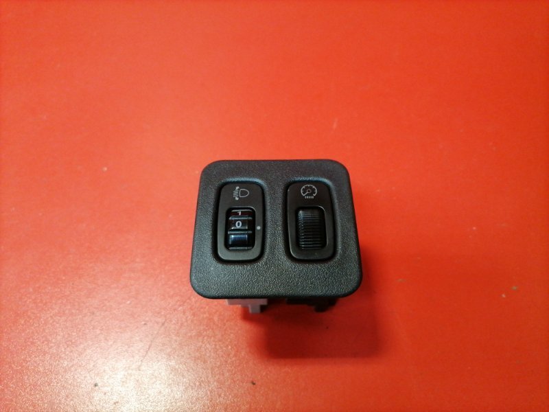 Кнопка корректора фар Mitsubishi Lancer CS3A 4G18 2004 (б/у)
