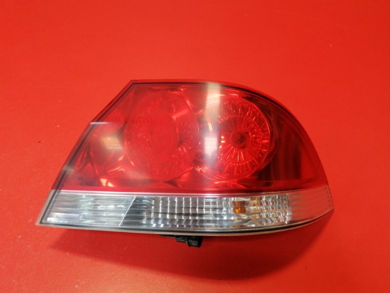 Фонарь Mitsubishi Lancer CS3A 4G18 2004 задний правый (б/у)