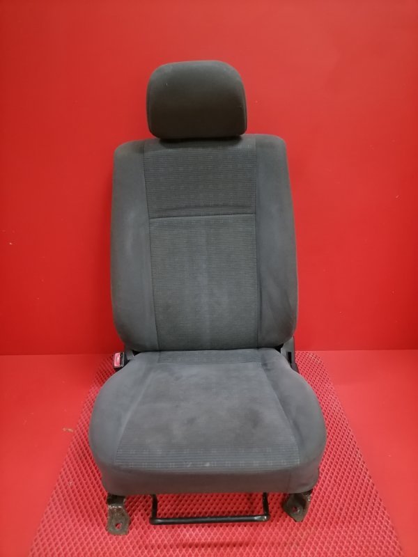 Сиденье Mitsubishi Lancer CS3A 4G18 2004 переднее левое (б/у)