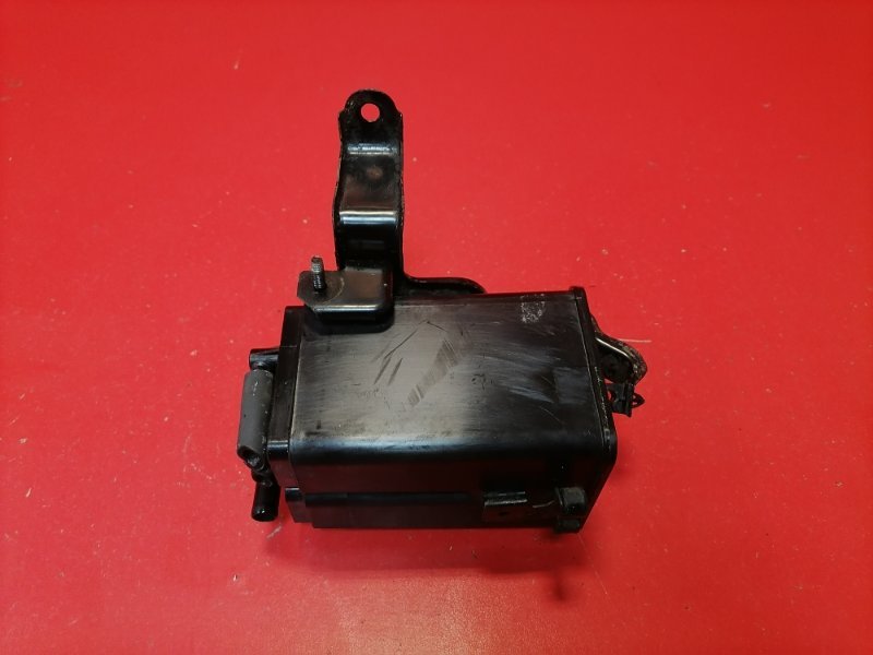 Фильтр паров топлива Mitsubishi Lancer CS3A 4G18 2004 (б/у)