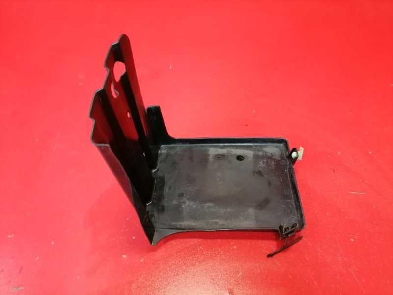 Площадка под аккумулятор Mitsubishi Lancer CS3A 4G18 2004 (б/у)