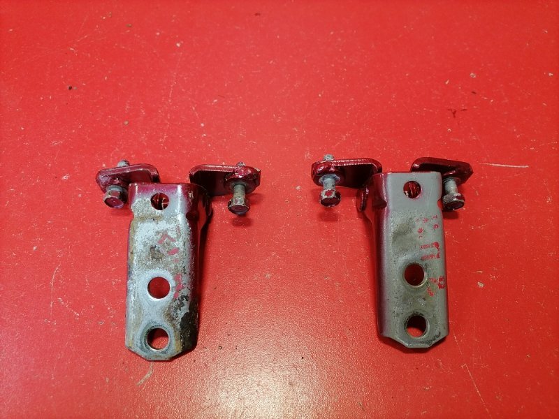 Петля двери Mitsubishi Lancer CS3A 4G18 2004 передняя правая (б/у)