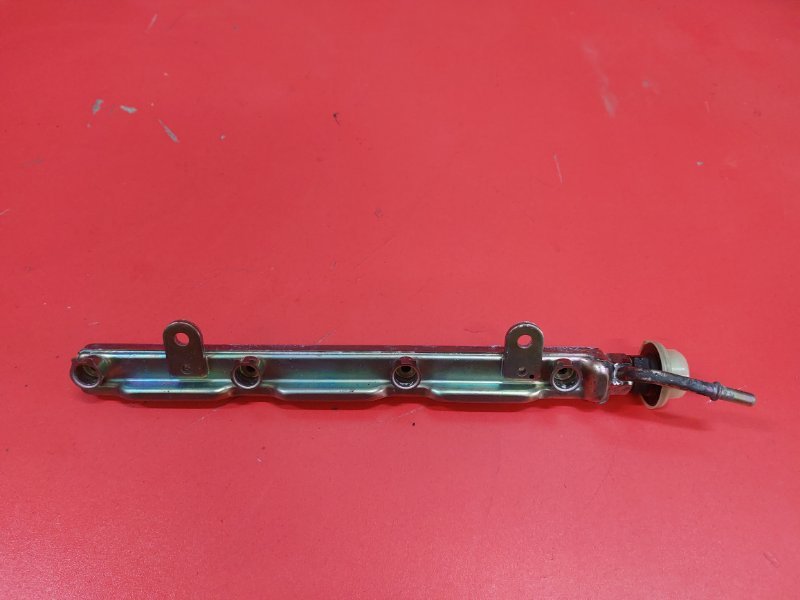 Рейка топливная Honda Stepwgn RF3 K20A 2003 (б/у)