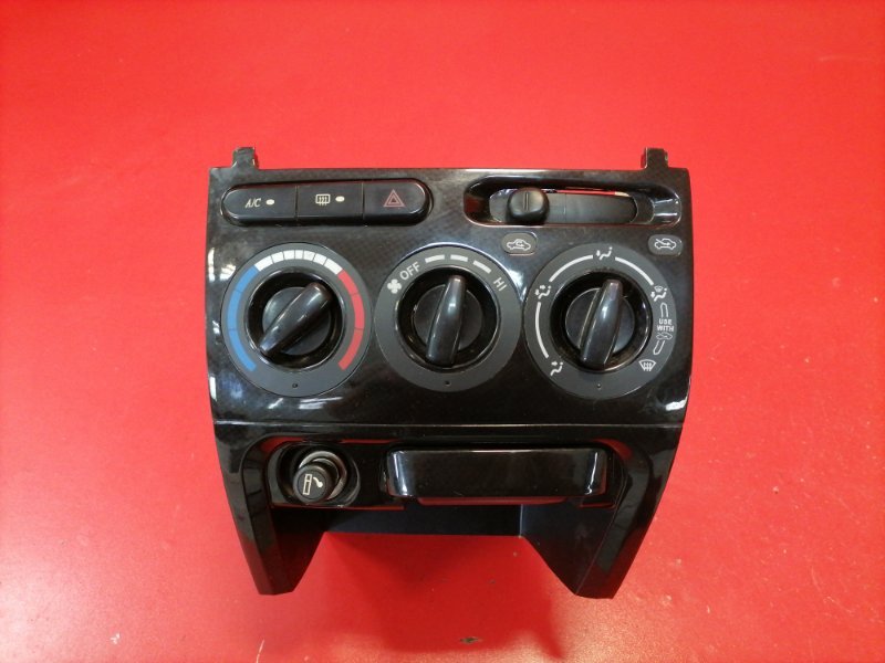 Блок управления климатической установкой Geely Mk LG1 MR479QA 2012 (б/у)