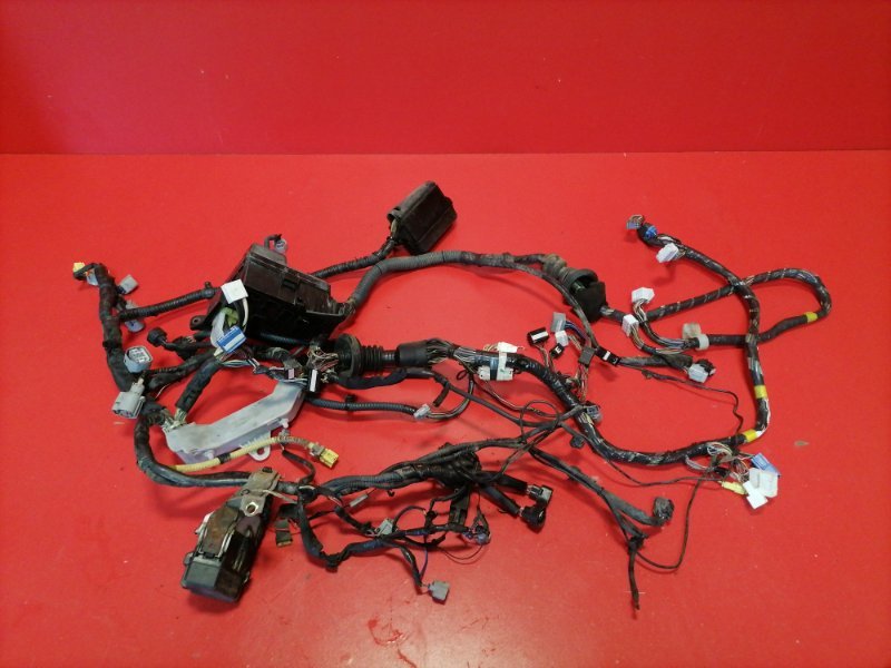 Проводка подкапотная Toyota Prius NHW10 1NZ-FXE 1998 (б/у)
