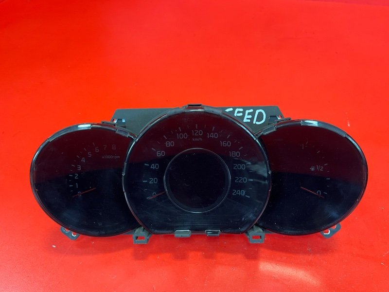 Щиток приборов Kia Ceed JD G4FG 2012 (б/у)