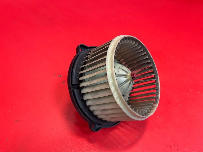 Мотор печки Geely Emgrand EC7 FE1 JL4G18 2012 (б/у)