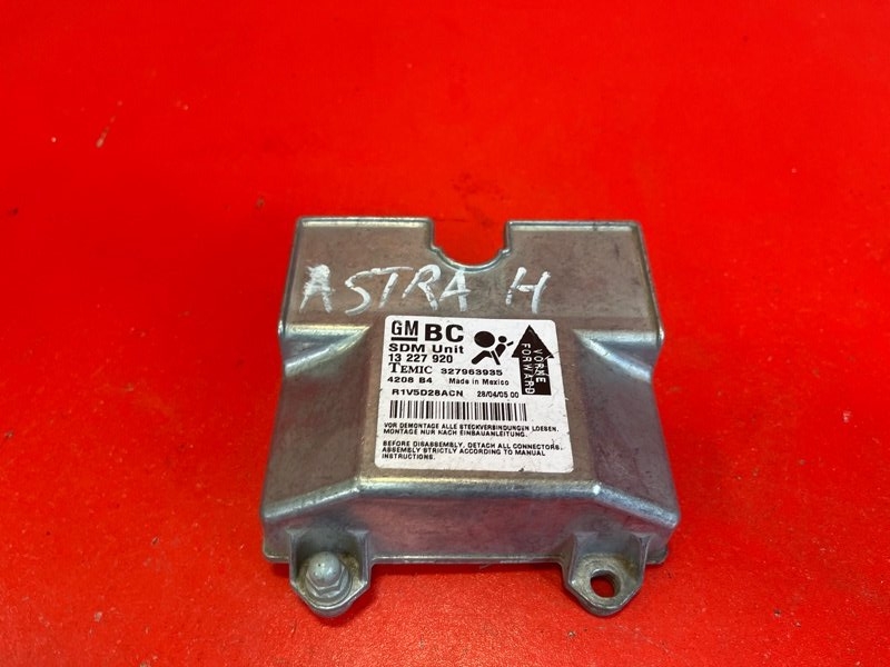 Блок управления airbag Opel Astra L48 Z16XER 2004 (б/у)