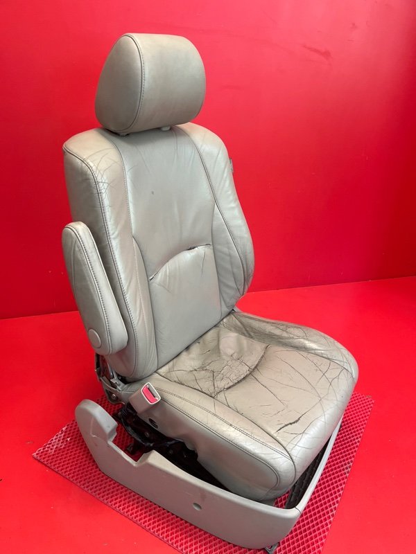 Сиденье Lexus RX330 MCU38L 3MZ-FE 2003 переднее левое (б/у)