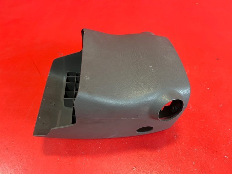 Кожух рулевой колонки Lexus RX330 MCU38L 3MZ-FE 2003 (б/у)