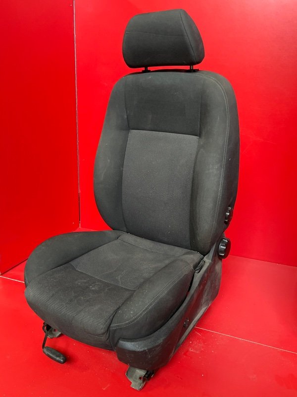 Сиденье Ford Mondeo B4Y CJBA 2003 переднее левое (б/у)
