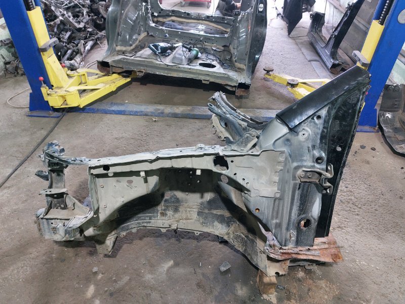 Лонжерон Lexus RX330 MCU38L 3MZ-FE 2003 передний левый (б/у)