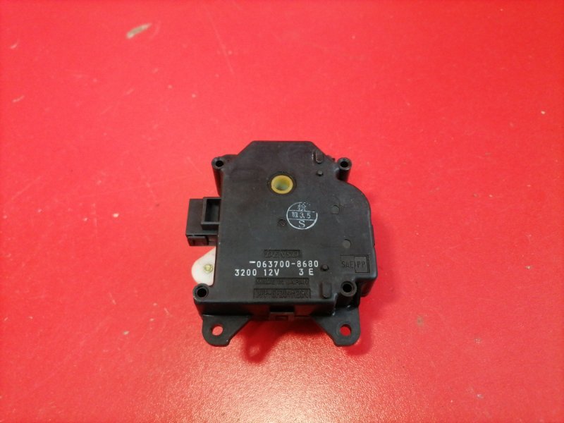 Сервопривод заслонок печки Lexus RX330 MCU38L 3MZ-FE 2003 (б/у)