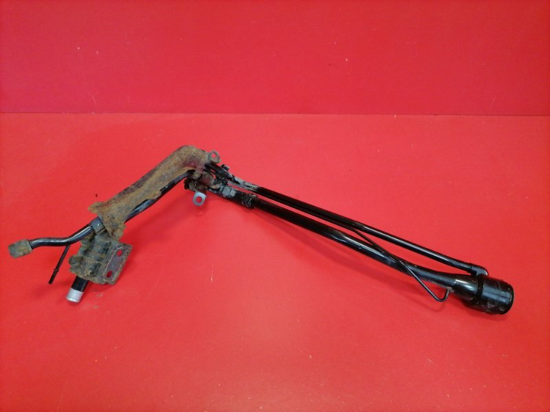 Горловина топливного бака Lexus RX330 MCU38L 3MZ-FE 2003 (б/у)