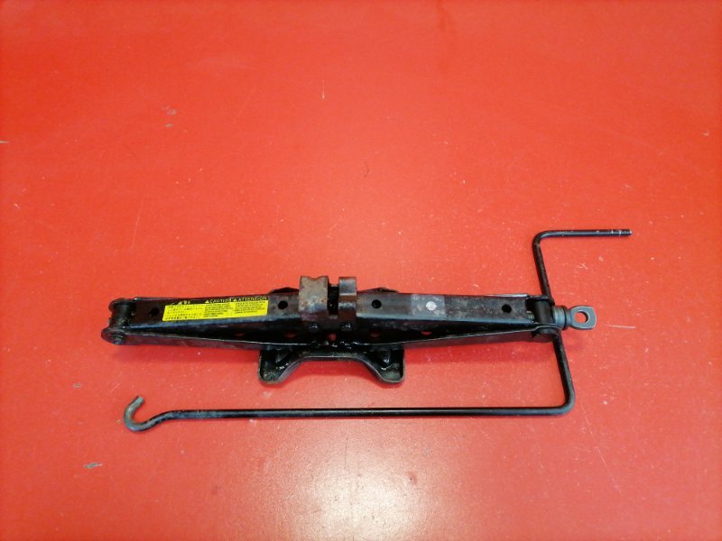 Домкрат Lexus RX330 MCU38L 3MZ-FE 2003 (б/у)