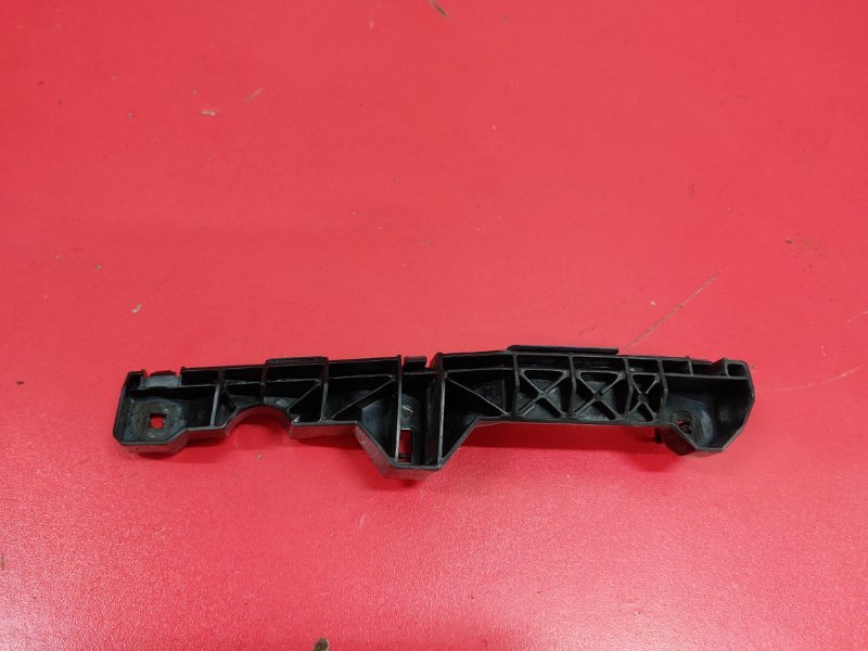 Кронштейн бампера Lexus RX330 MCU38L 3MZ-FE 2003 передний левый (б/у)