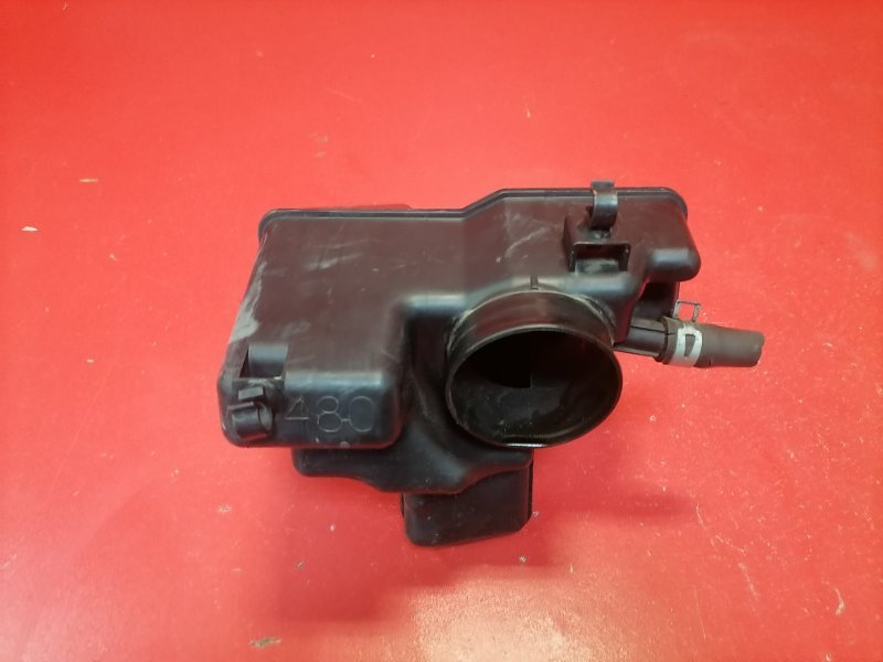 Резонатор воздушного фильтра Lexus RX330 MCU38L 3MZ-FE 2003 (б/у)
