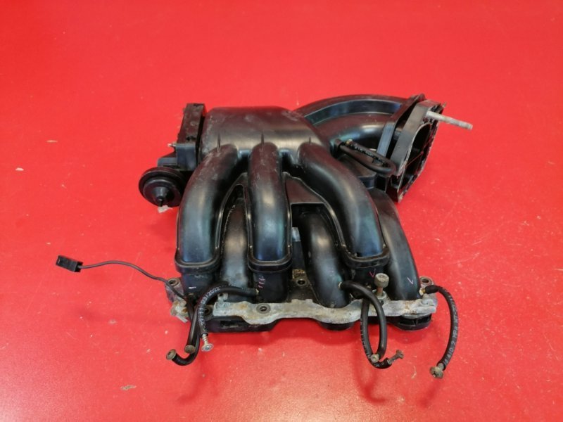 Коллектор впускной Lexus RX330 MCU38L 3MZ-FE 2003 (б/у)