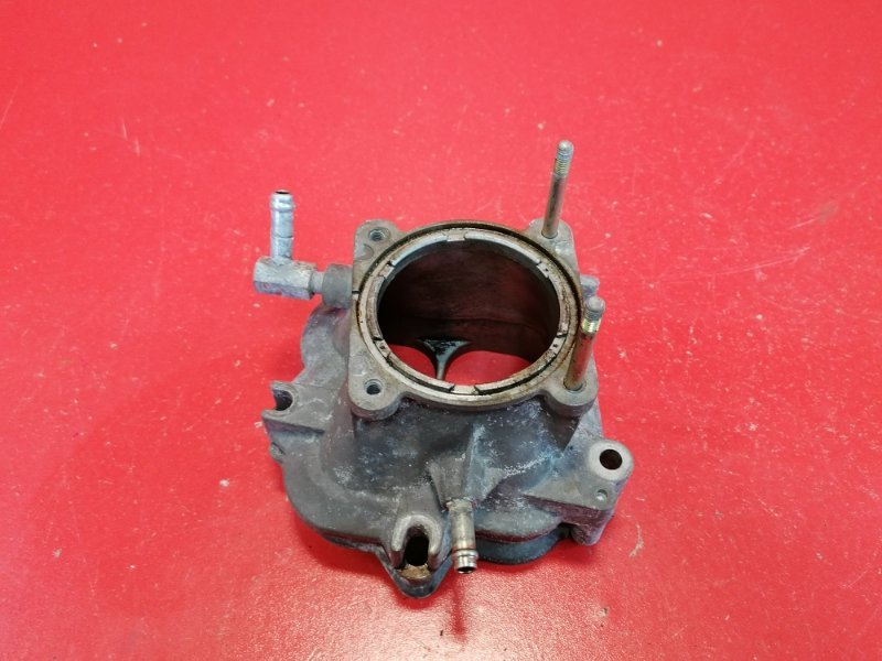 Фланец дроссельной заслонки Lexus RX330 MCU38L 3MZ-FE 2003 (б/у)