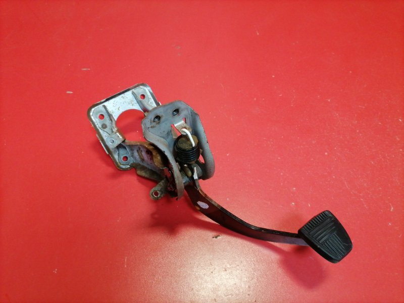 Педаль тормоза Toyota Land Cruiser FZJ105L 1FZ-FE 2004 (б/у)