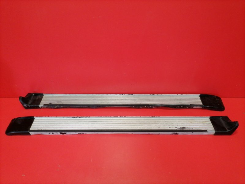 Подножки комплект Toyota Land Cruiser FZJ105L 1FZ-FE 2004 (б/у)