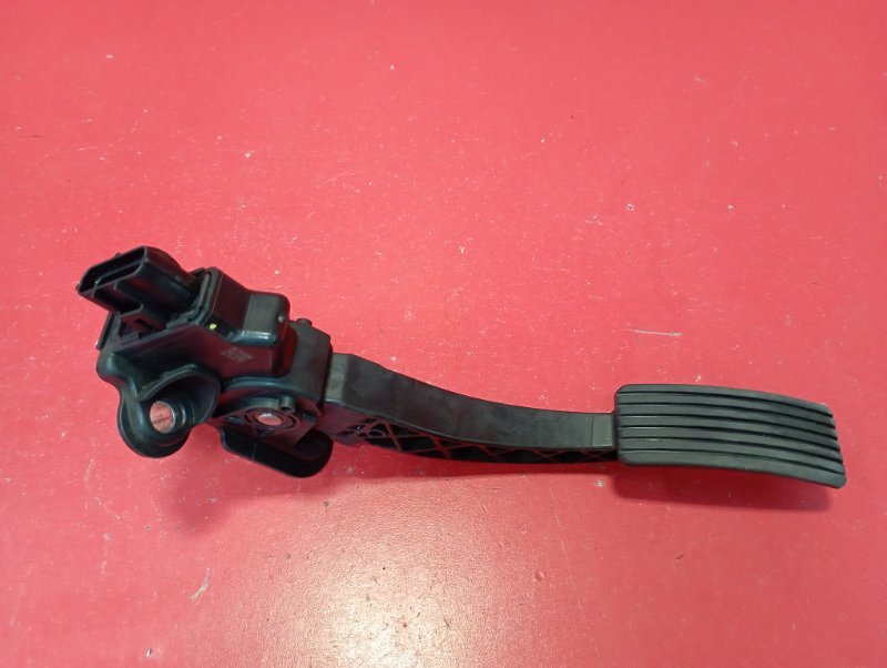 Педаль газа Mitsubishi Lancer CY2A 4A91 2008 (б/у)
