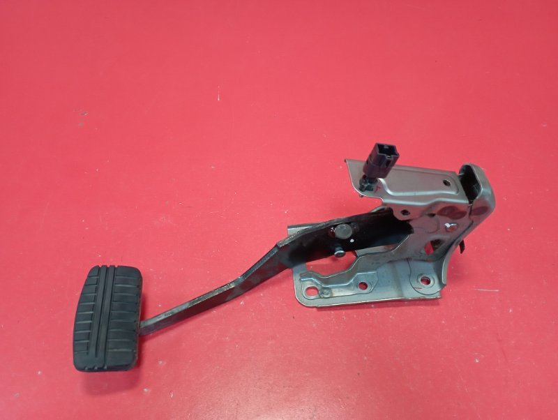 Педаль тормоза Mitsubishi Lancer CY2A 4A91 2008 (б/у)