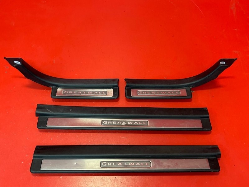 Накладка порога внутренняя Great Wall Hover CC6460KY 4G64S4M 2007 (б/у)