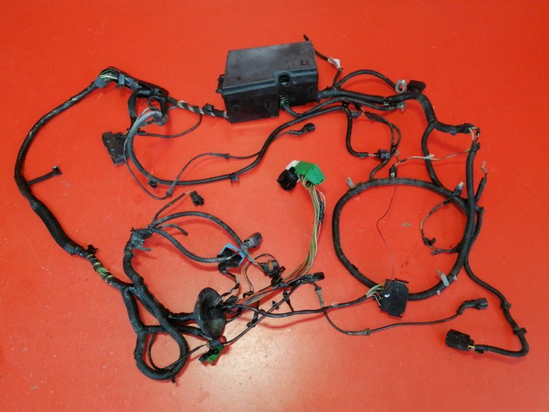 Проводка подкапотная Ford Focus CB4 SHDA 2011 (б/у)