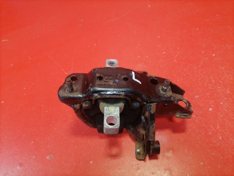 Подушка кпп Skoda Fabia 5J2 BZG 2008 (б/у)