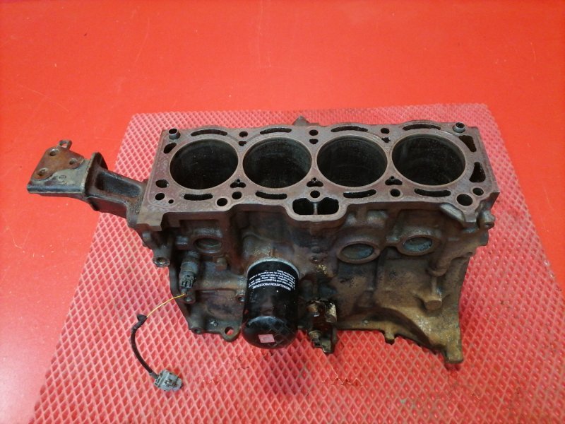 Блок двигателя Toyota Carina AT211 7A-FE 1998 (б/у)