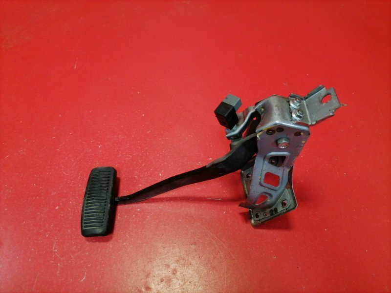 Педаль тормоза Hyundai Elantra HD G4FC 2009 (б/у)