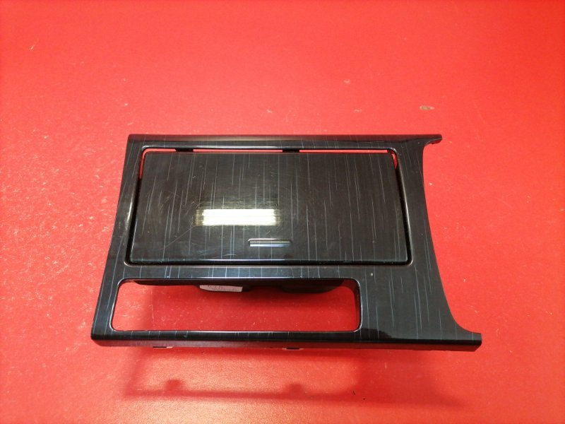 Подстаканник Mazda Mazda6 GH LF17 2007 (б/у)