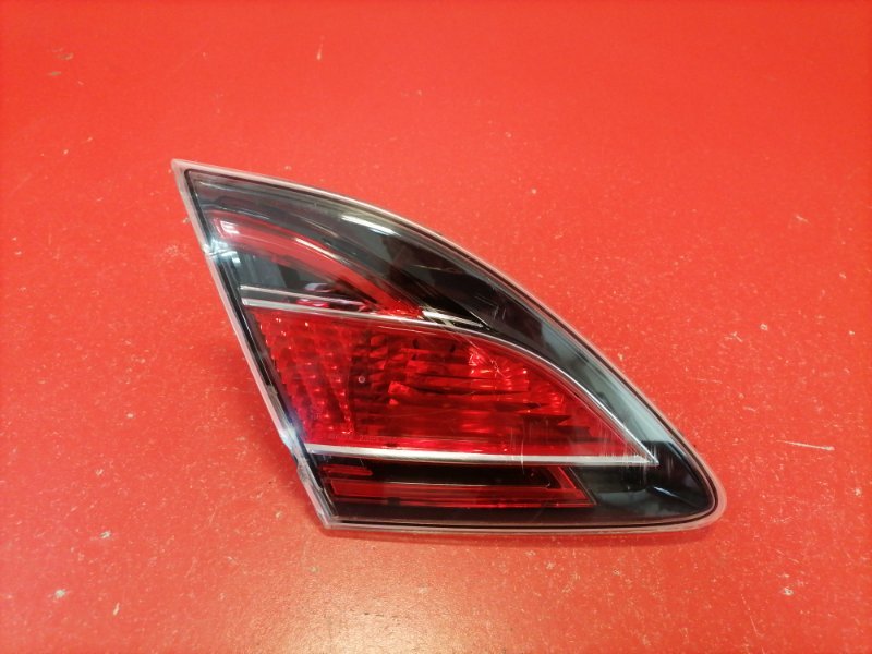 Фонарь в крышку багажника Mazda Mazda6 GH LF17 2007 задний левый (б/у)