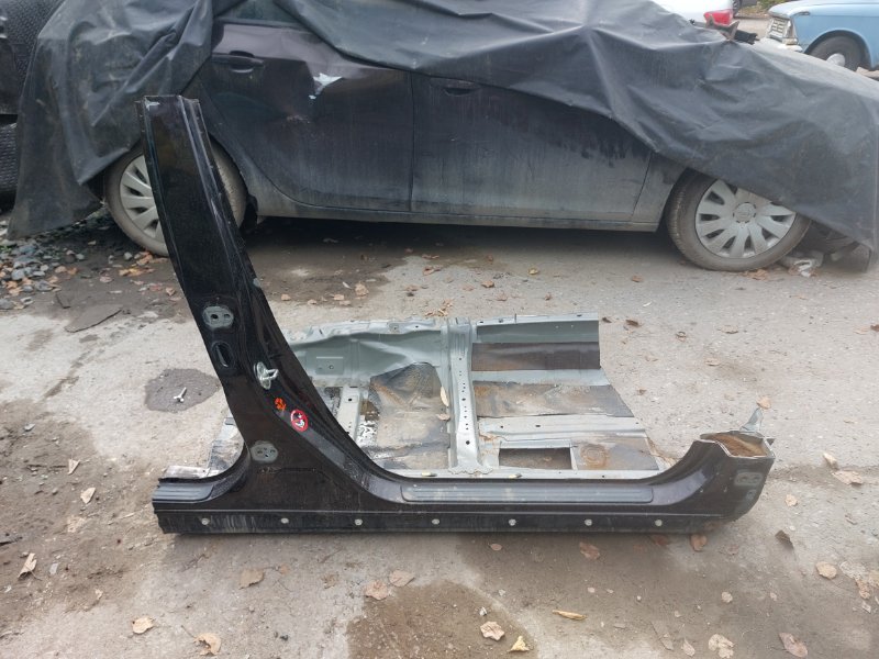 Порог со стойкой Mazda Mazda6 GH LF17 2007 правый (б/у)
