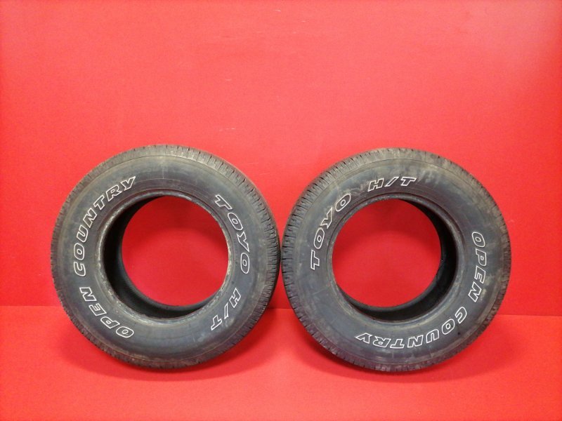 Комплект из 2-х шин R16 Toyo Open Country H/T