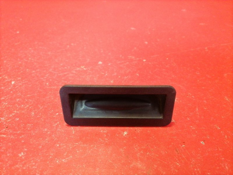 Кнопка открывания багажника Ford Focus CB4 AODA 2007 (б/у)