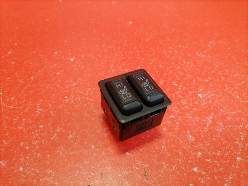 Кнопка подогрева сидений Mitsubishi Lancer CY3A 4B10 2010 (б/у)