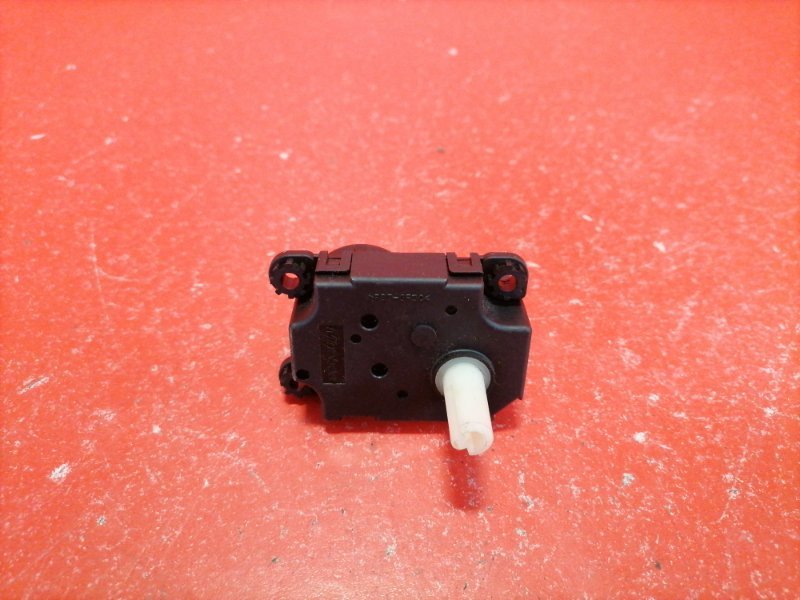 Сервопривод заслонок печки Mitsubishi Lancer CY3A 4B10 2010 (б/у)