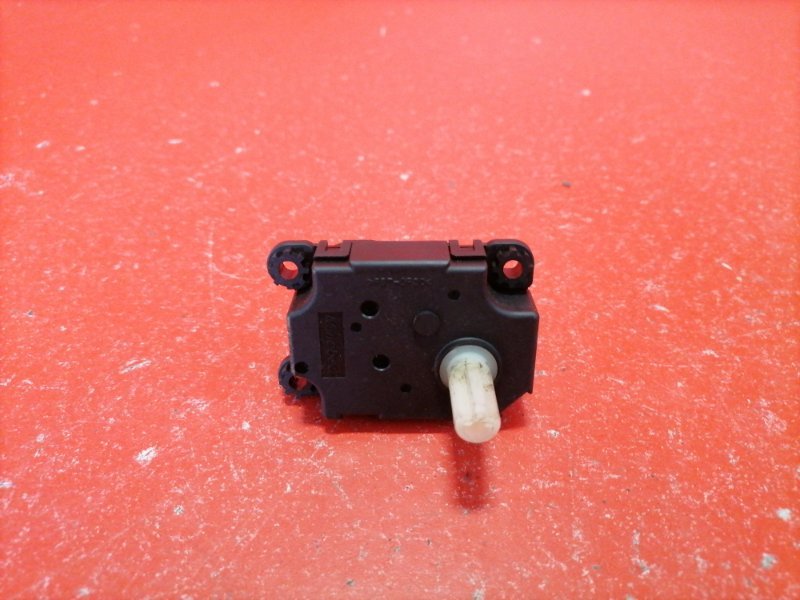 Сервопривод заслонок печки Mitsubishi Lancer CY3A 4B10 2010 (б/у)
